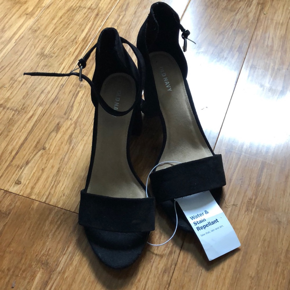 🖤Cute Peep Toe Heels